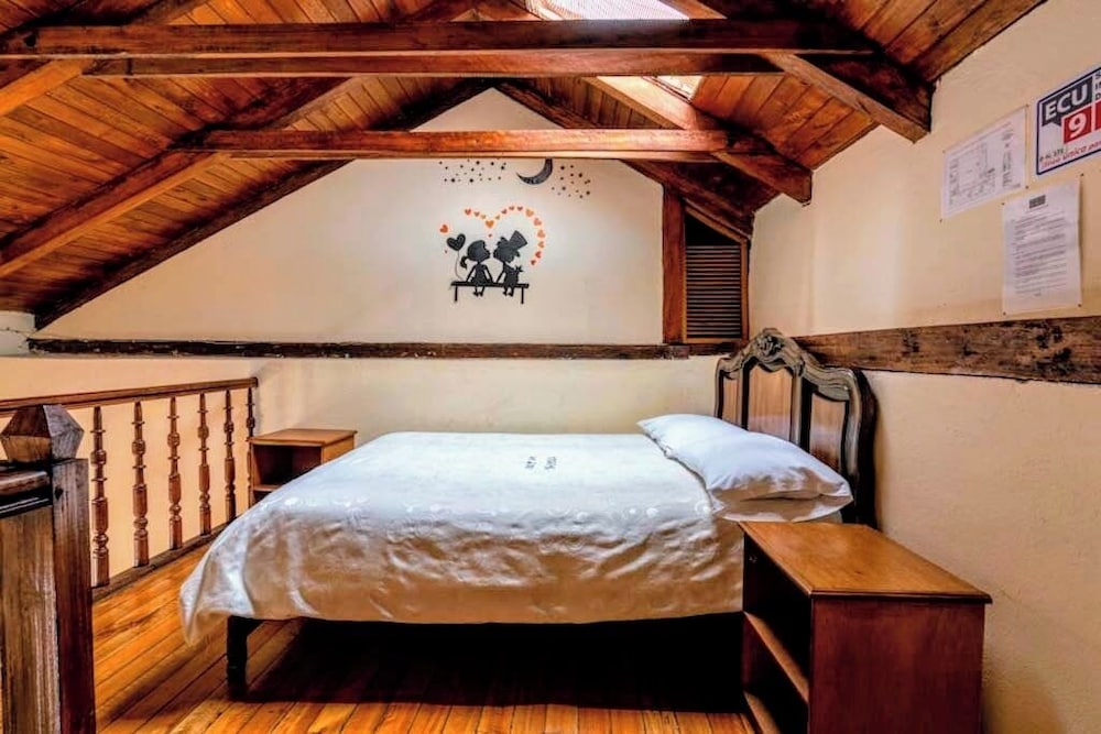 Economy Quadruple Room, Balcony, Park View photo 1