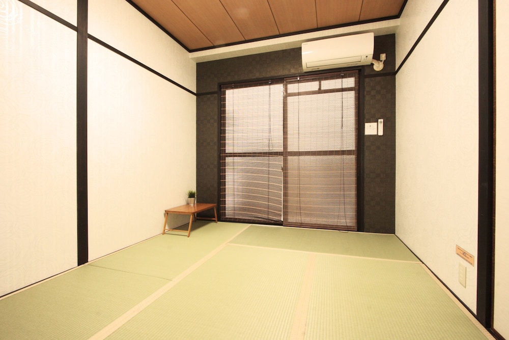 Japanese Room for 3 People photo 1
