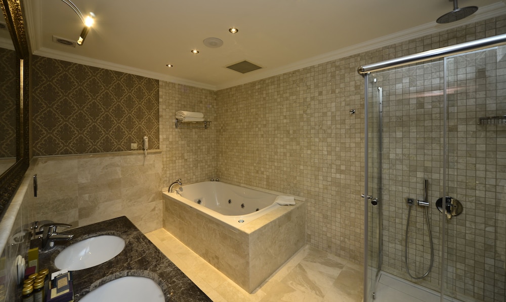 Junior Double Room