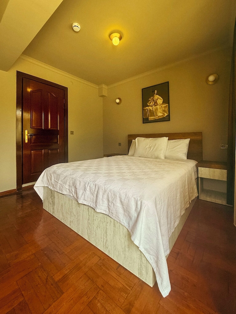 Economy Double Room photo 1