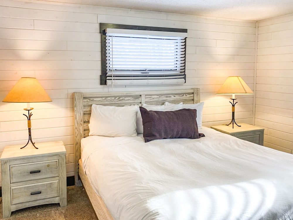 Economy Cottage