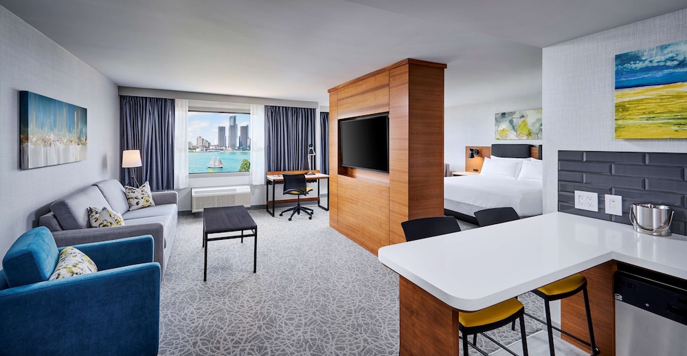 Studio Suite, 1 King Bed (Water View) - Photo 3