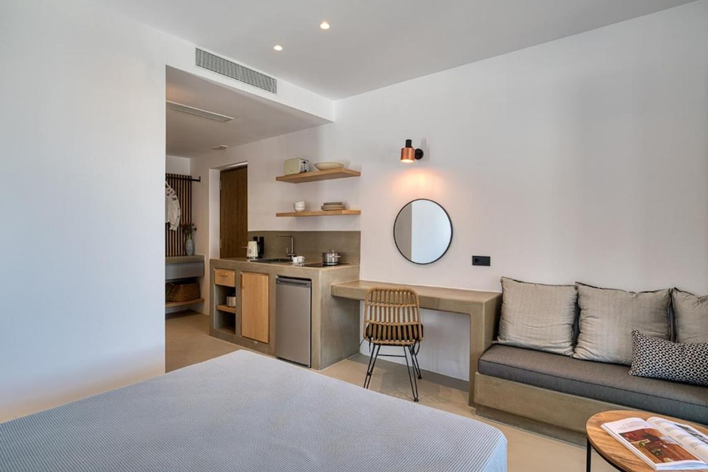 Junior Suite, Balcony photo 3