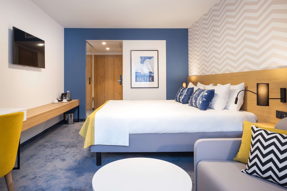 Premium Room, 2 Twin Beds, Non Smoking, Balcony (with Single Sofabed)