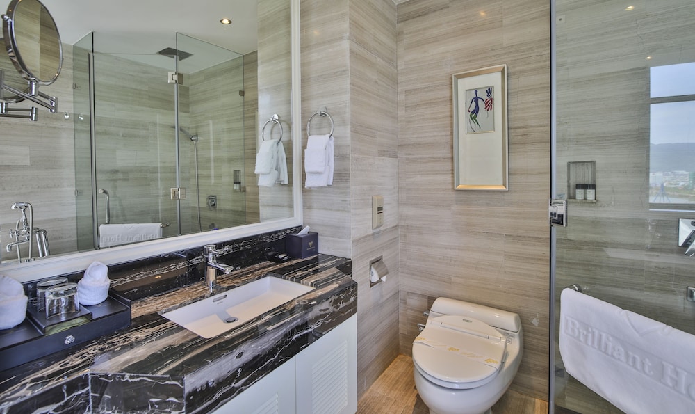 1 Bedroom Suite Apartment - Photo 11