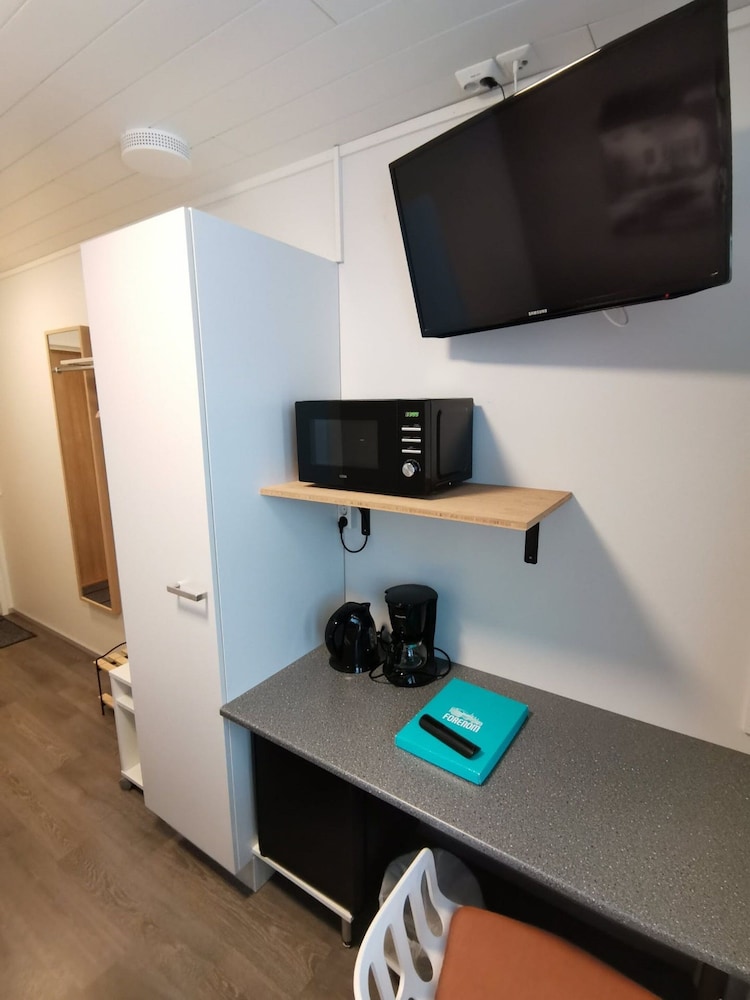 Compact Single Room photo 3