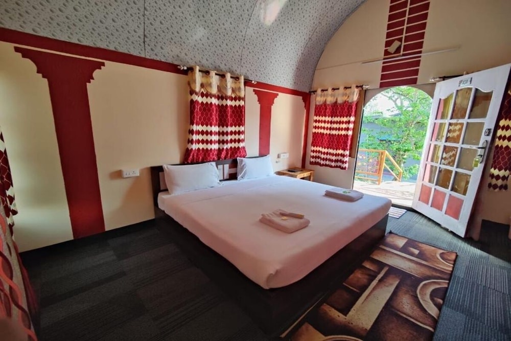 Club Room