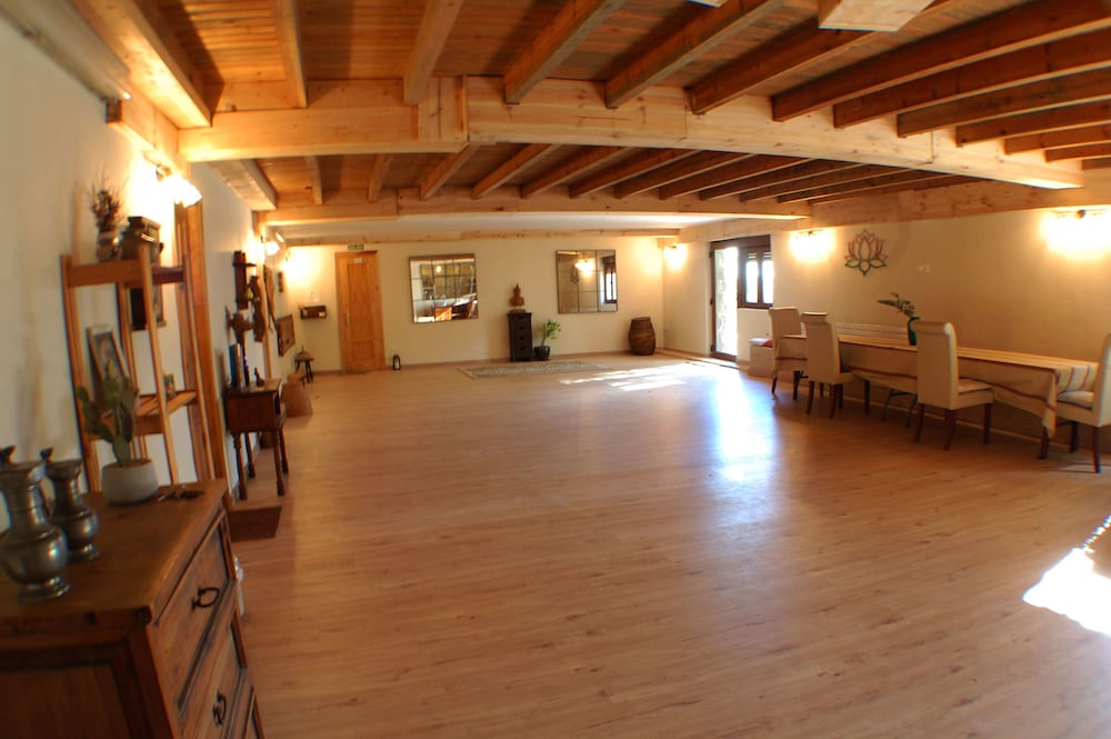 Standard Triple Room (Orión) photo 3
