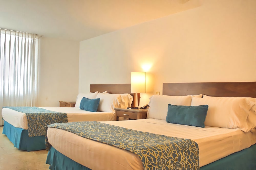 Standard Twin Room - Photo 4