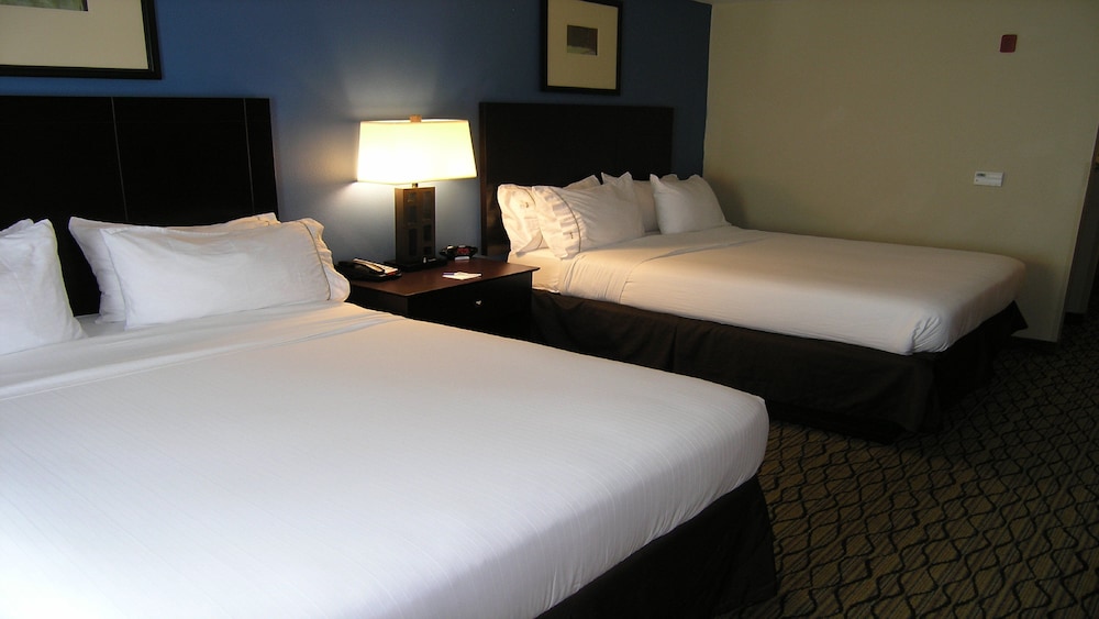 Standard Room, 2 Queen Beds, Accessible (Communications) - Photo 1