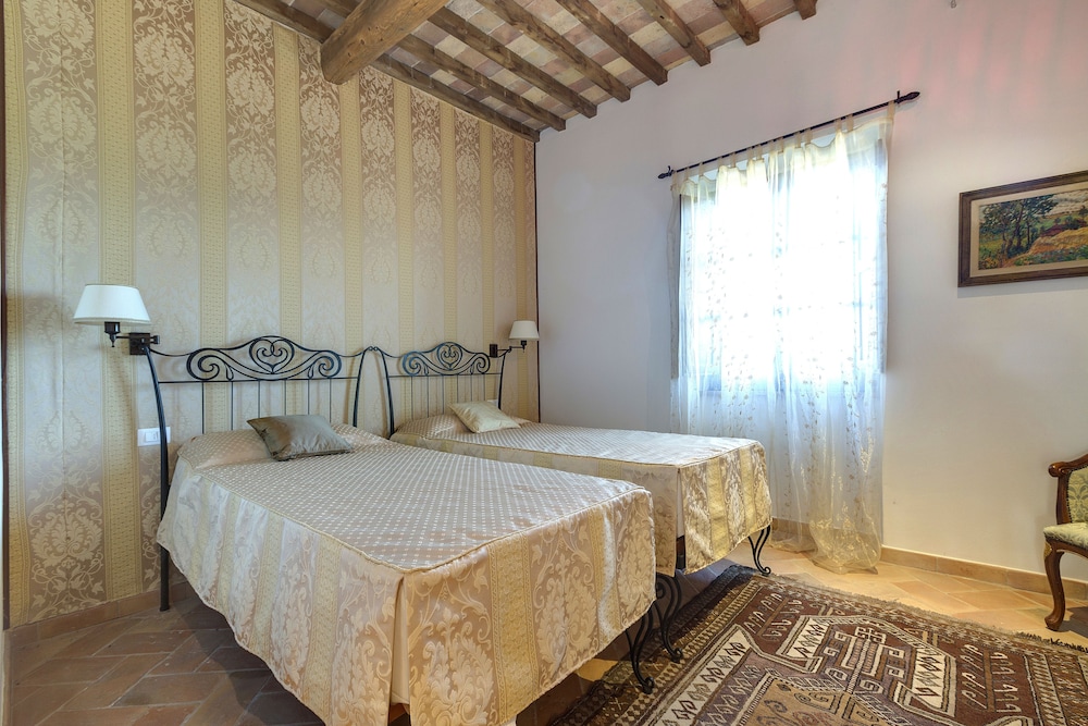 Comfort Twin Room, Accessible, Ground Floor photo 1