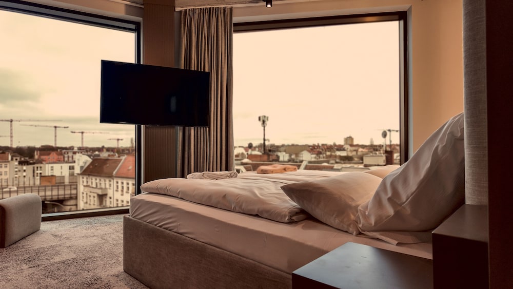 Luxury Suite