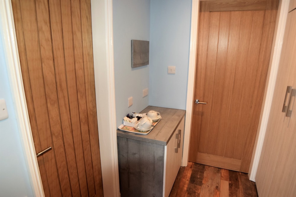 Ground Floor Suite with Spa Bath photo 3