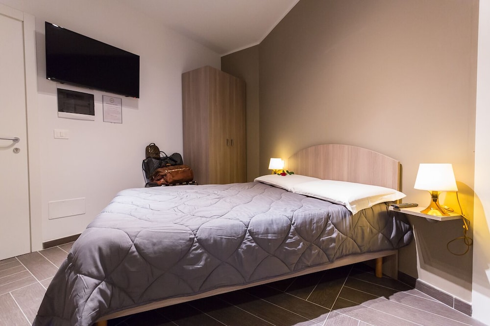 Standard Room photo 3