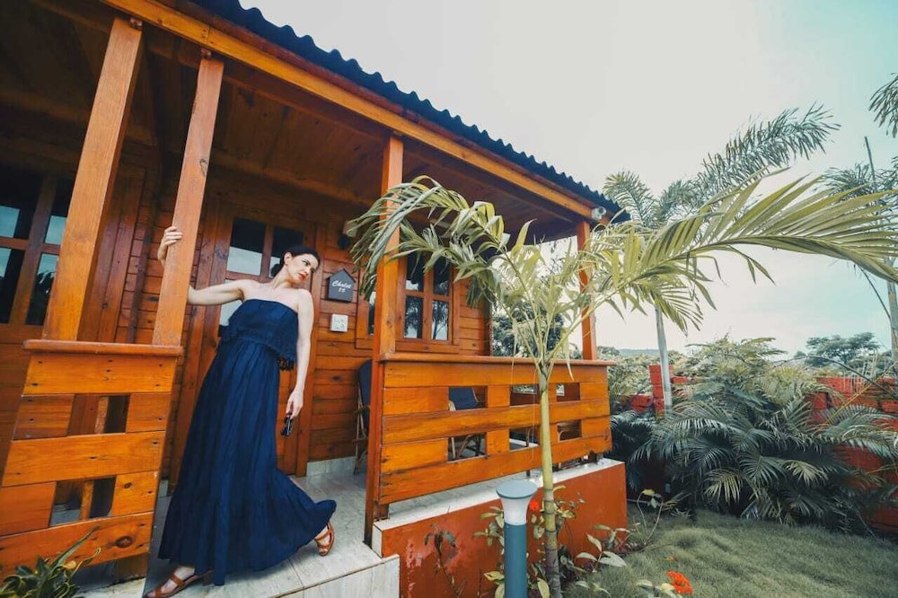 Deluxe Wooden Cottage with AC - Photo 1