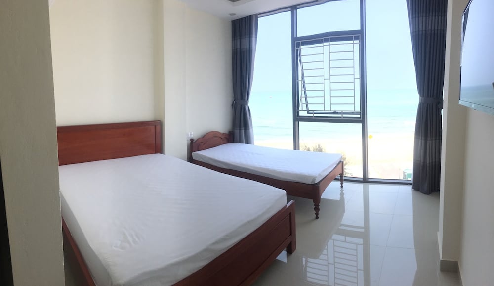 Superior Triple Room photo 2