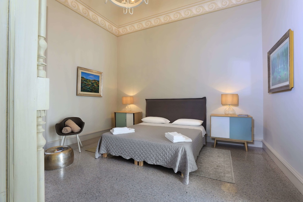 Classic Double Room - Photo 1