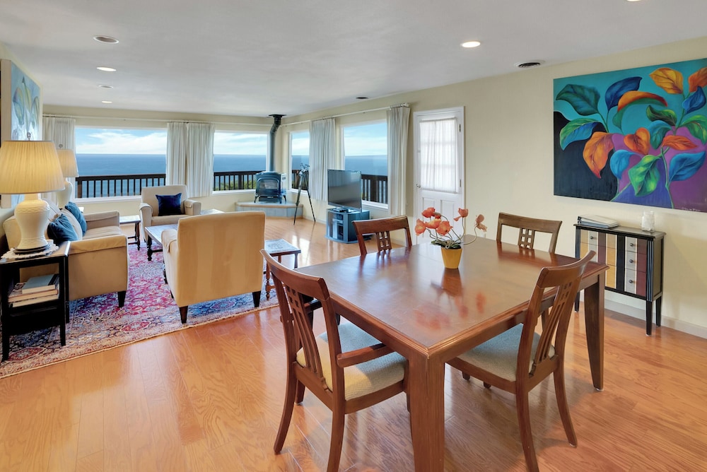 House, 2 Queen Beds, Patio, Ocean View (Cypress Cottage) photo 3