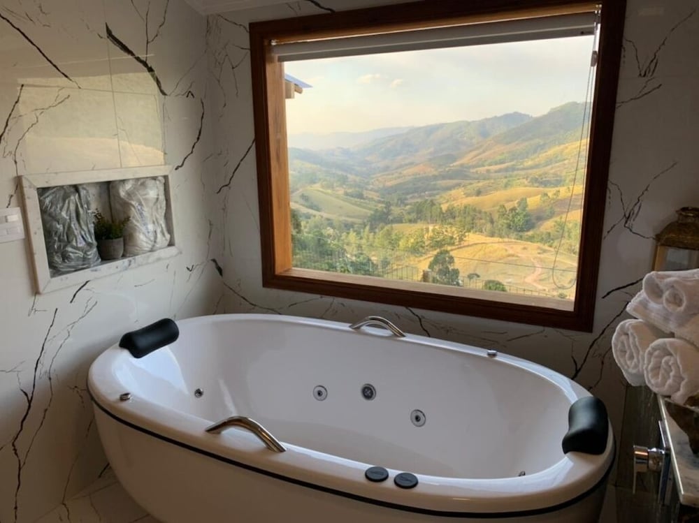 Luxury Room, Mountain View photo 1