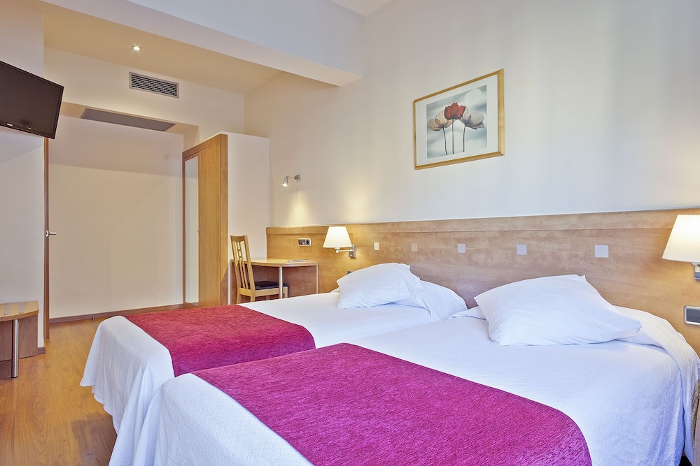 Quadruple Room photo 3