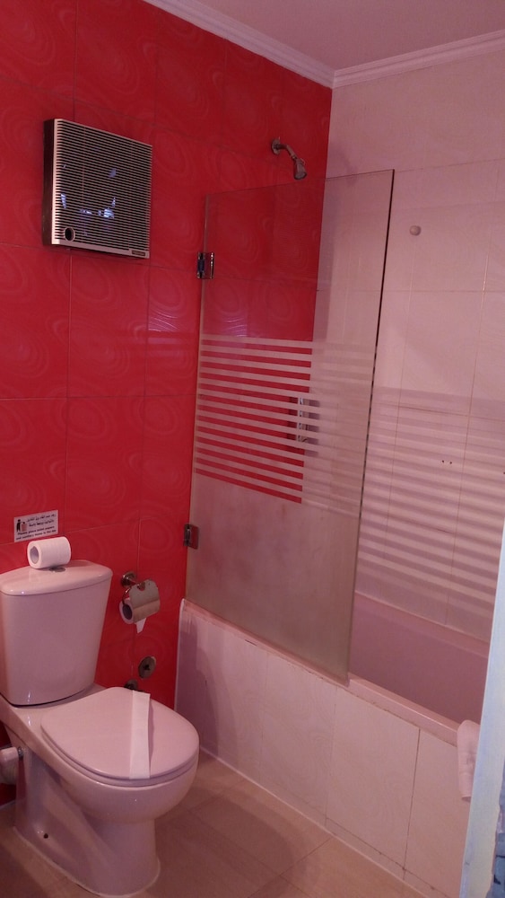 Standard Double Or Twin Room - Photo 11