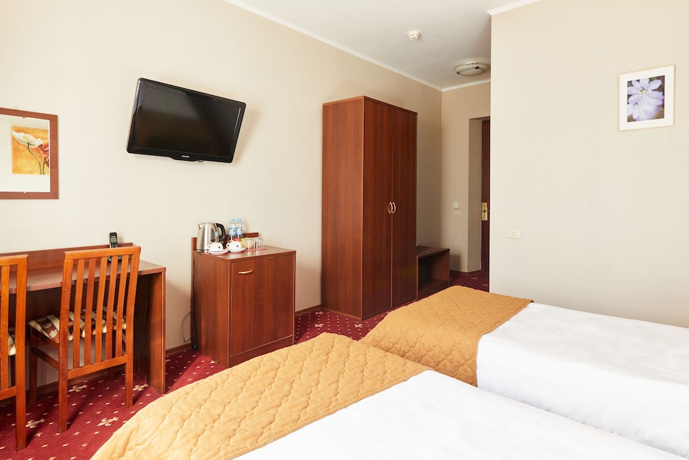 Standard Twin Room photo 3