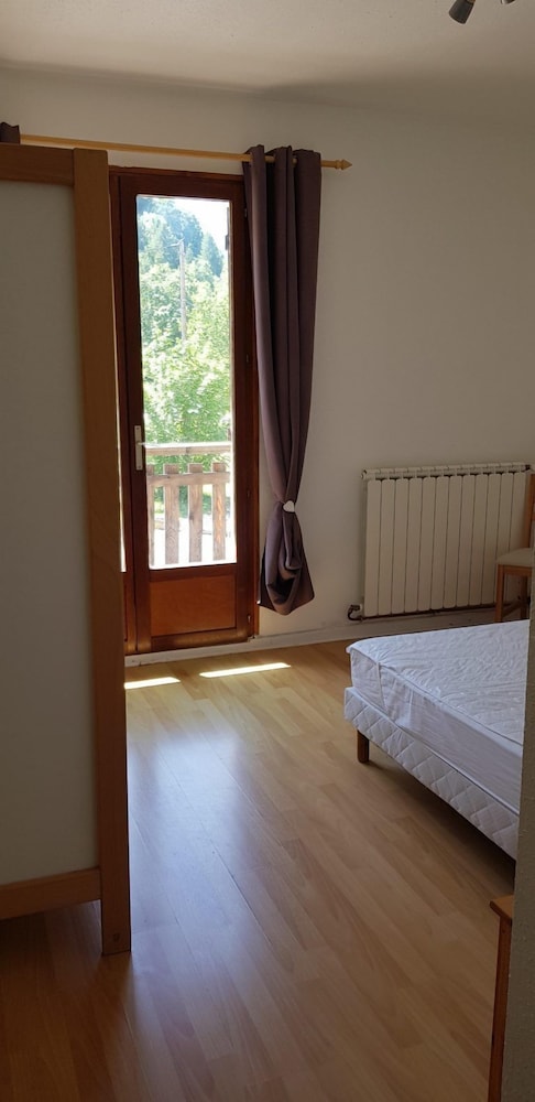 Basic Room - Photo 4