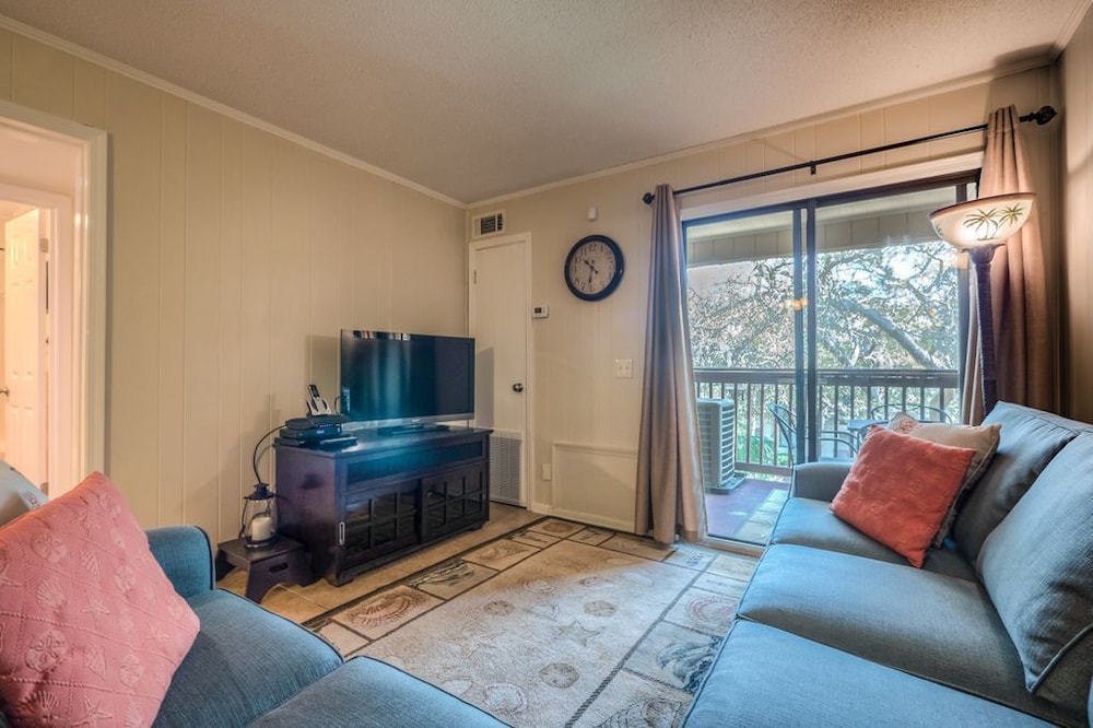 House, 2 Bedrooms