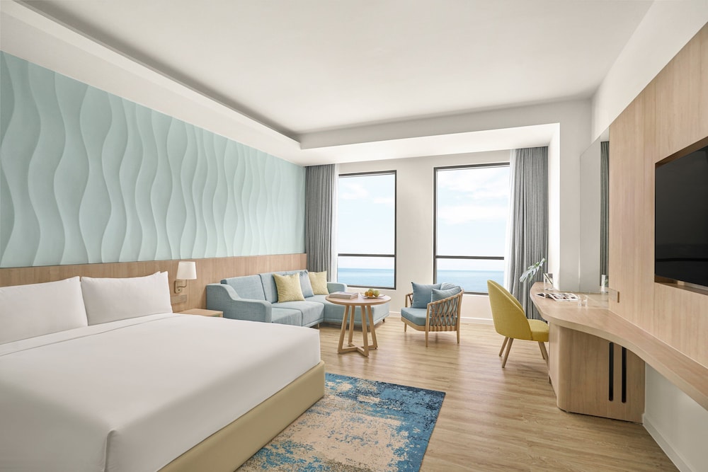 Suite, 2 Bedrooms, Ocean View (Marine Theme) - Photo 2