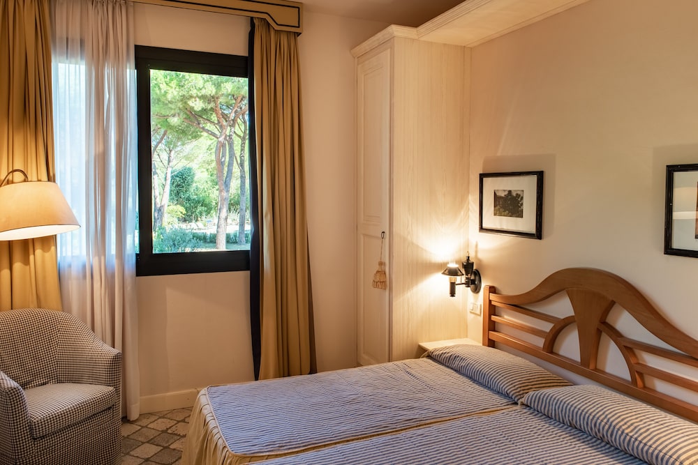 Basic Double Room photo 3