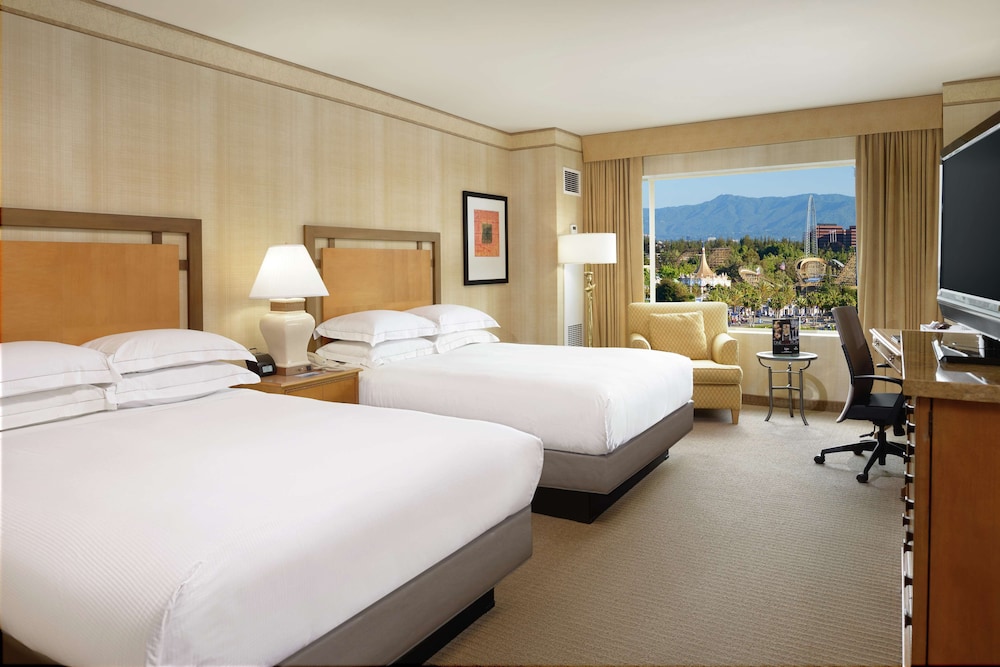 Deluxe Room, 2 Double Beds, Accessible (Hearing) photo 1
