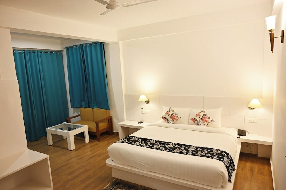 Standard Double or Twin Room, Balcony