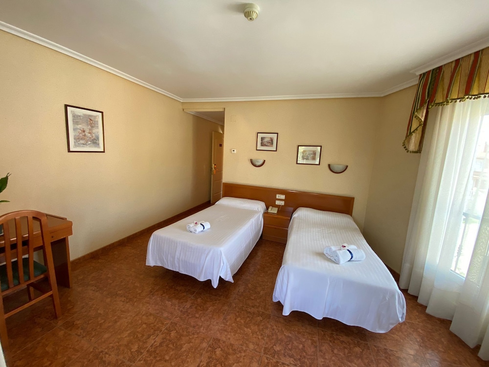 Comfort Double or Twin Room photo 2