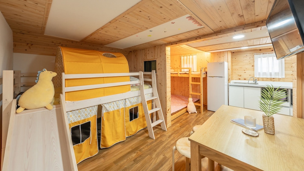 Basic Room, 1 Bedroom (Kids Spa Caravan No. 7(Spa/Random))