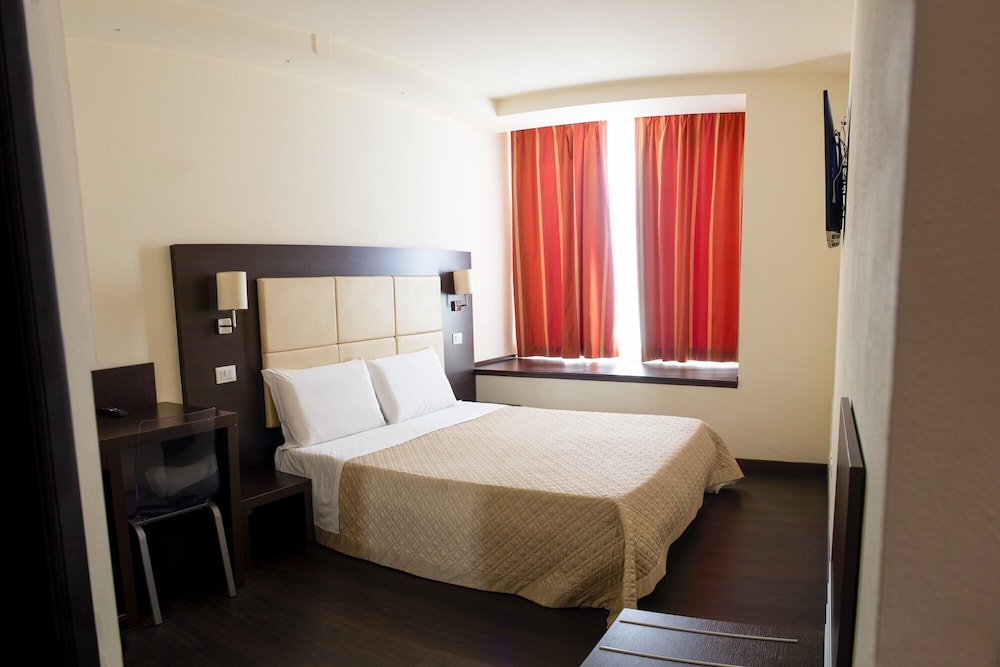 Standard Double Room, Ground Floor photo 1