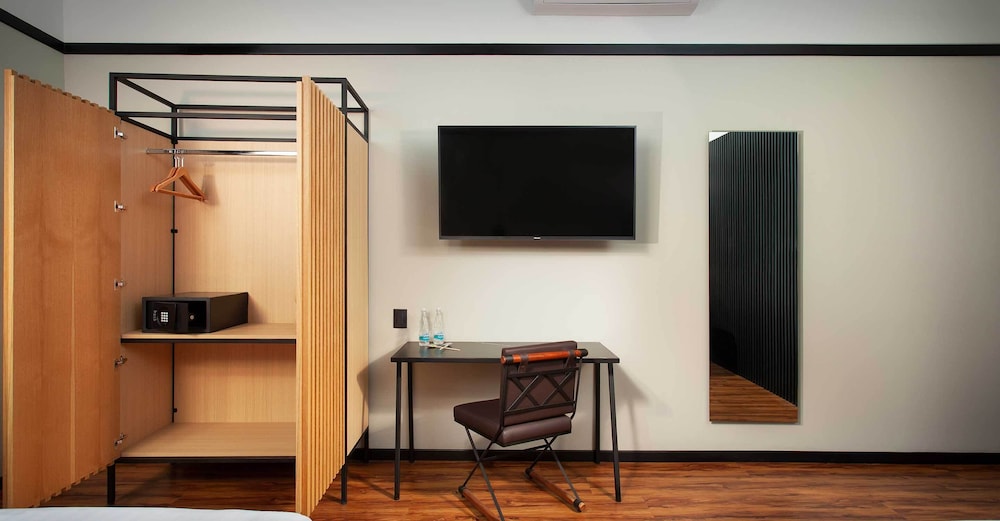 Family Studio Suite photo 2