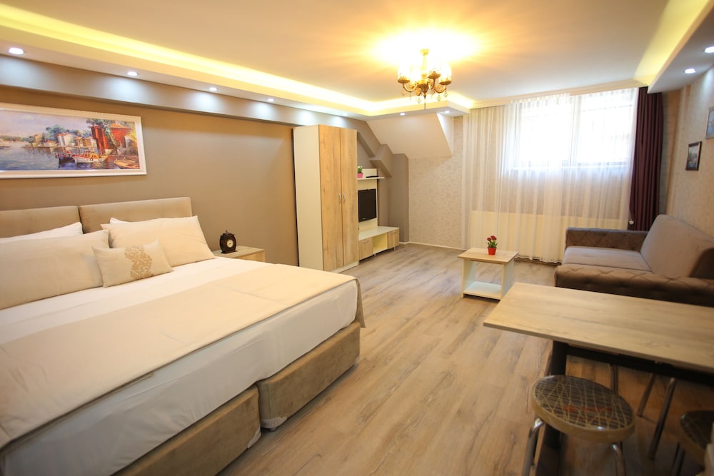 Economy Double Room photo 1