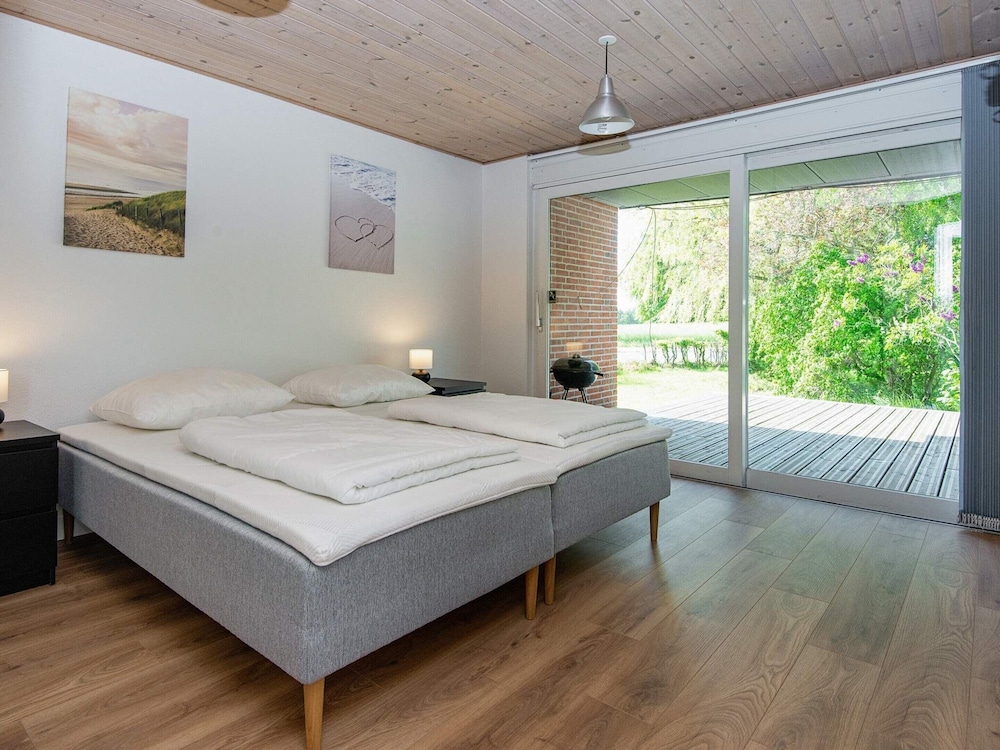 House photo 2