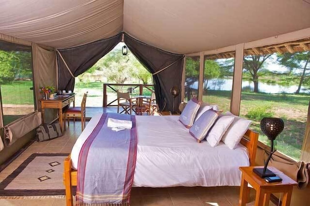 Tent - Photo 2