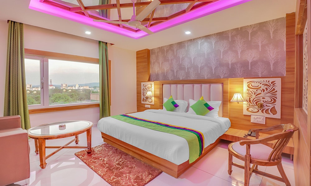 Premium Room with Living room