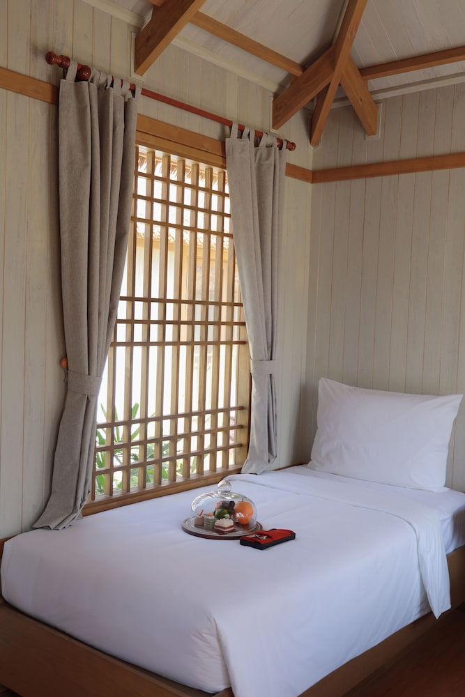 Twin Bungalow - Photo 11