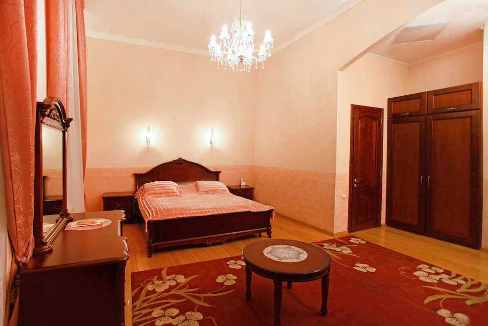 Deluxe Suite photo 2