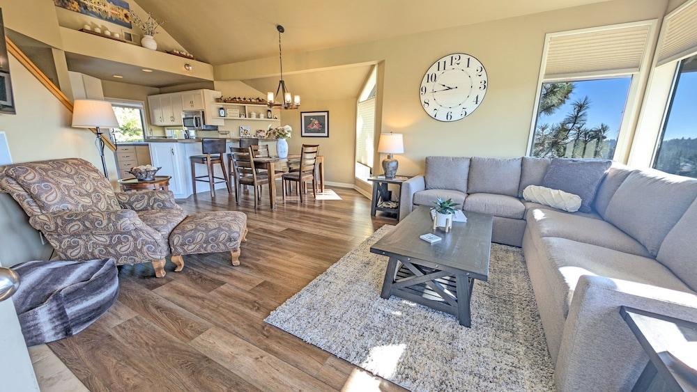 Condo, 3 Bedrooms