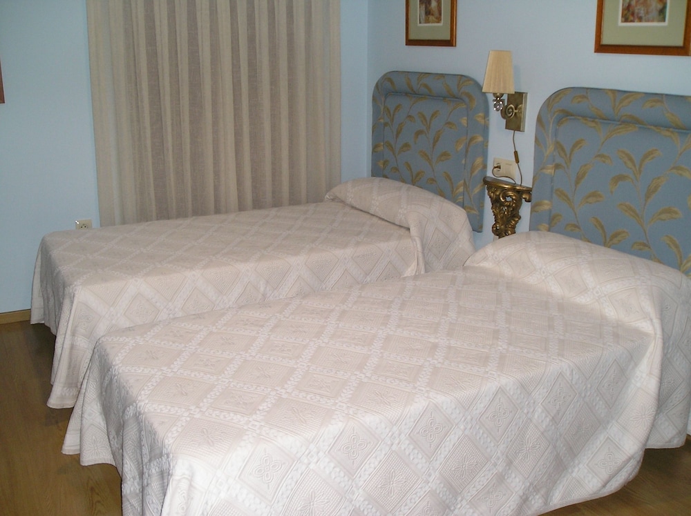 Single Room photo 2