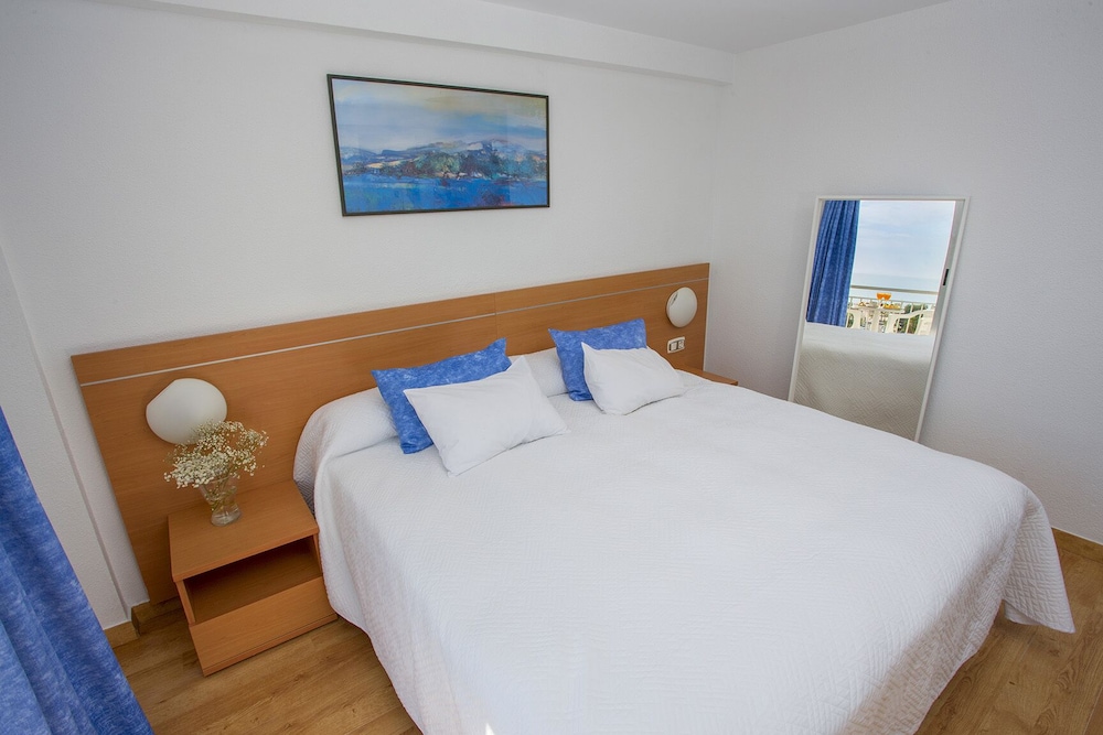 Double Room (2 adults) - Photo 4