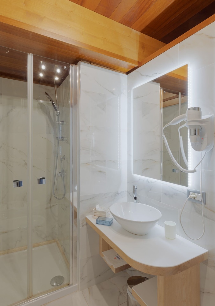 Classic Double Room, City View (due livelli) - Photo 9