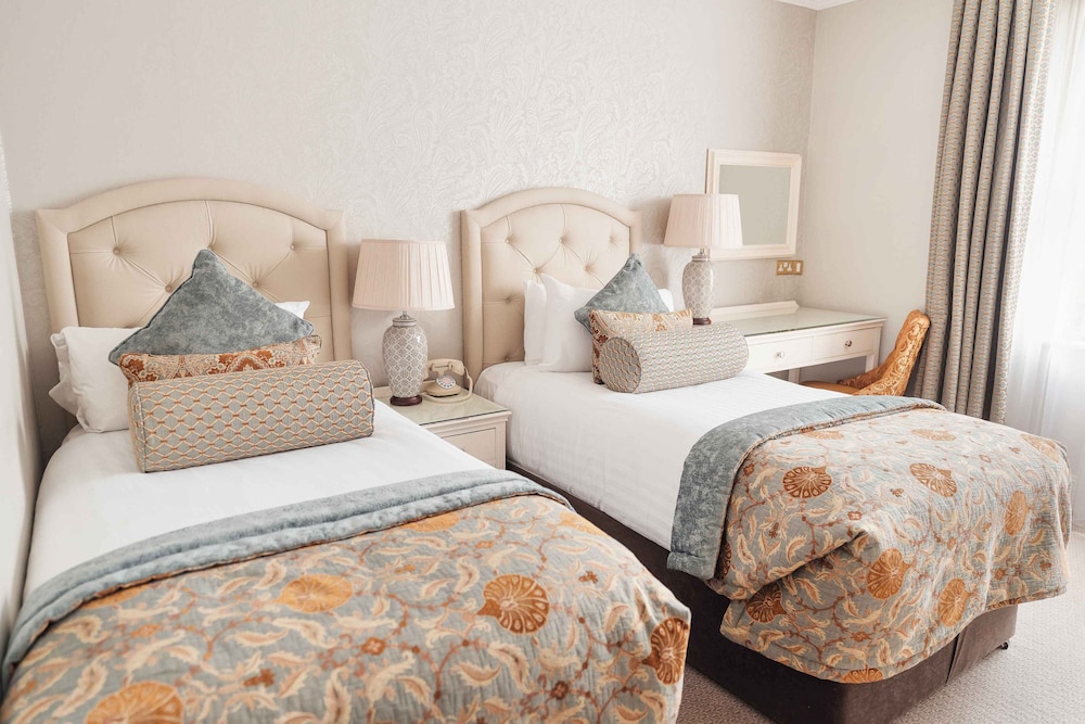 Classic Twin Room - Photo 3