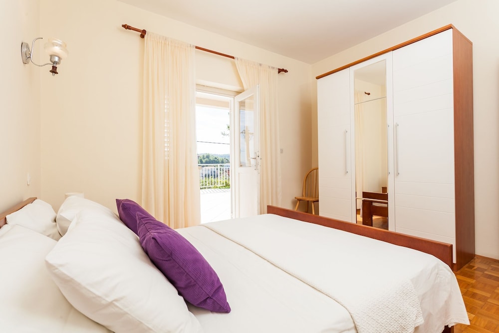 Apartment (Dado - terrace with sea view - A1(6+2) photo 3