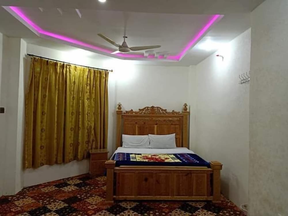 Standard Double Room - Photo 2