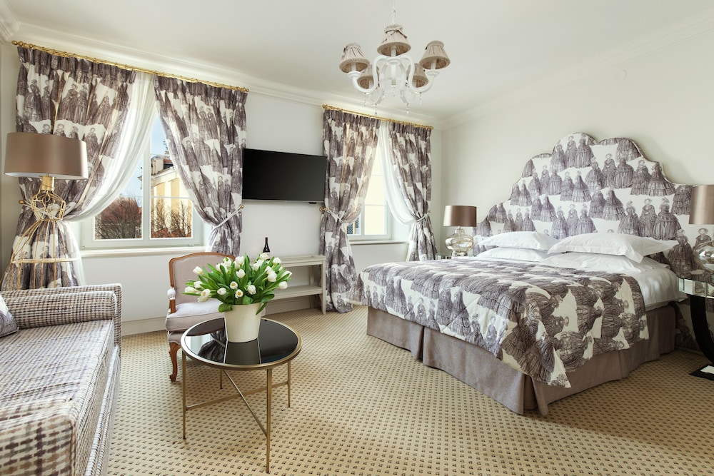 Junior Suite with SPA access - Photo 4